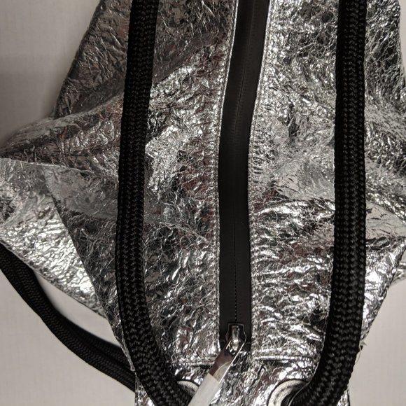 Kendall and Kylie Meadow Bag - Picture 3 of 6